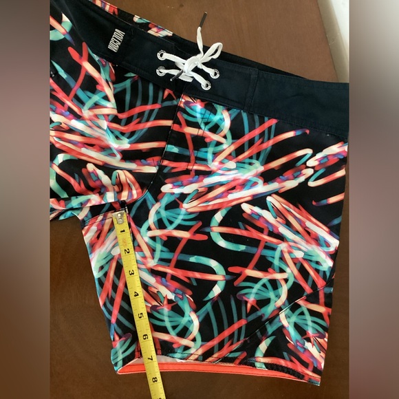 Volcom Miss Mod womens board shorts swim boardshorts black size 7 - Picture 6 of 7